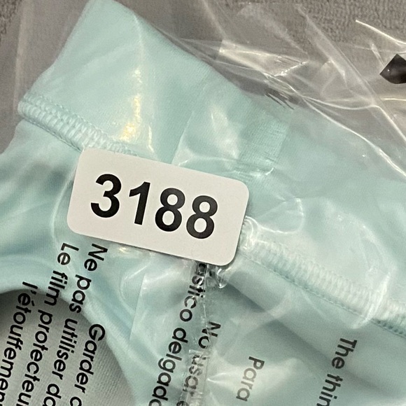 Lululemon Time To Sweat Sports Bra Aquamarine 3188 - Picture 9 of 9